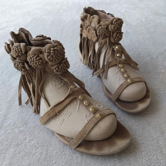 barely worn all-leather ASH round-toe fringe gladiator flat flip-flop sandals - Picture 3 of 3